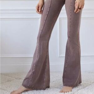 Urban Outfitters Mauve Flare Leggings
